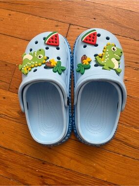 Kids Light Blue Croc-Style Slip-On Clogs with Dino Charms